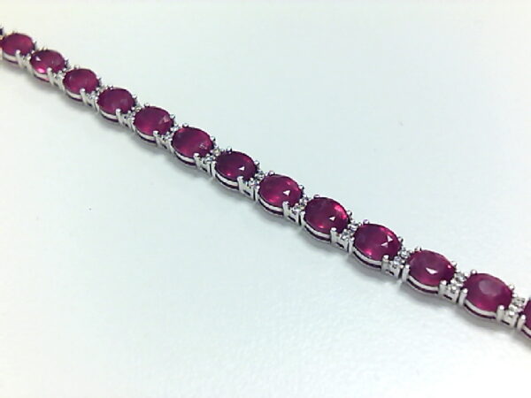 PUL. BRILL. 0.42K Y RUBIES 15.65