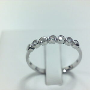 AN. CIRC. O/B CHATONES/DISCOS