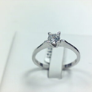 SOL. BRI. 0.40 Ct 4 GRAPAS CUADR. O/B