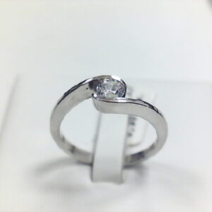 SOL. BRI. 0.30 Ct BRAZO CRUZADO O/B