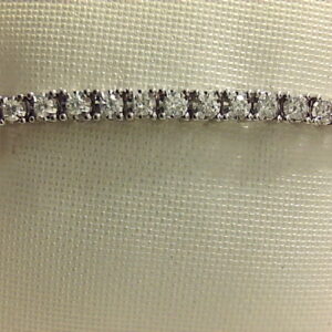 RIVIERE ILUSION BRI. 2.02 Ct O/B GRAPA