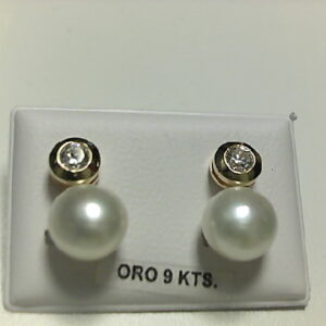 TU/YO CIR O/A 9 KT CHATON OMEGA PERL 11