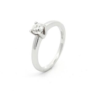 SOLIT. O/B BRILL 0.40 KT