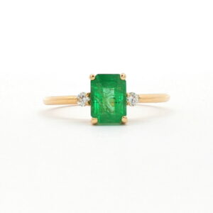 AN OA .2  BRI. 0.07 CT  + ESMERALDA