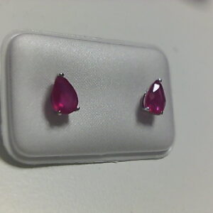 PTE. O/B RUBI PERA 1.55 CT 750